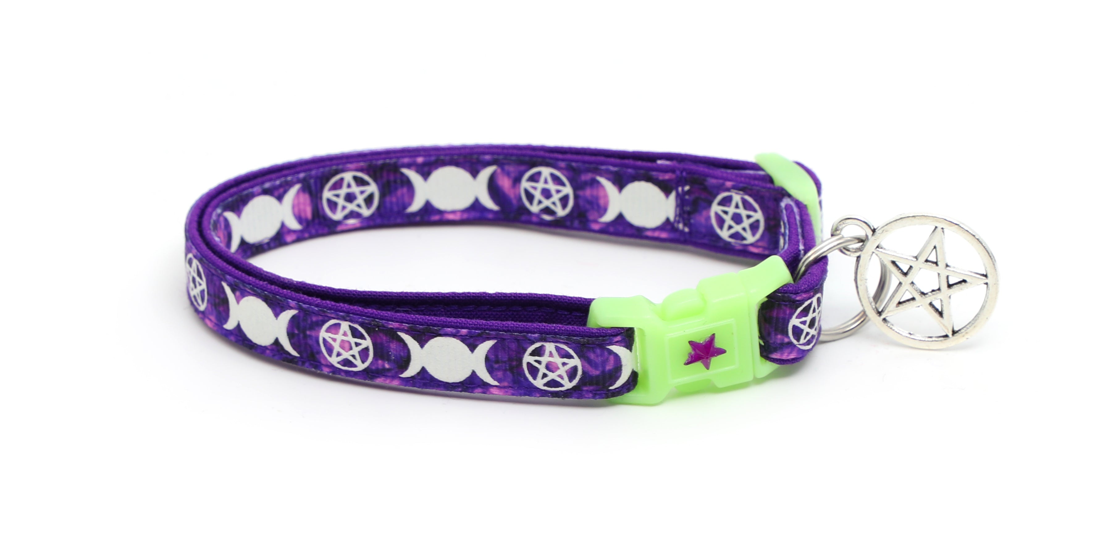 Witch's Familiar on Amethyst Cat Collar