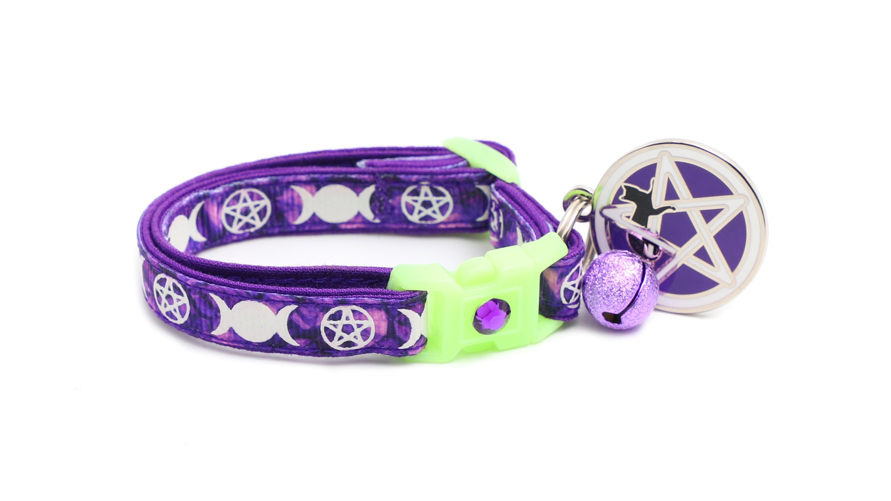 Witch's Familiar on Amethyst Cat Collar
